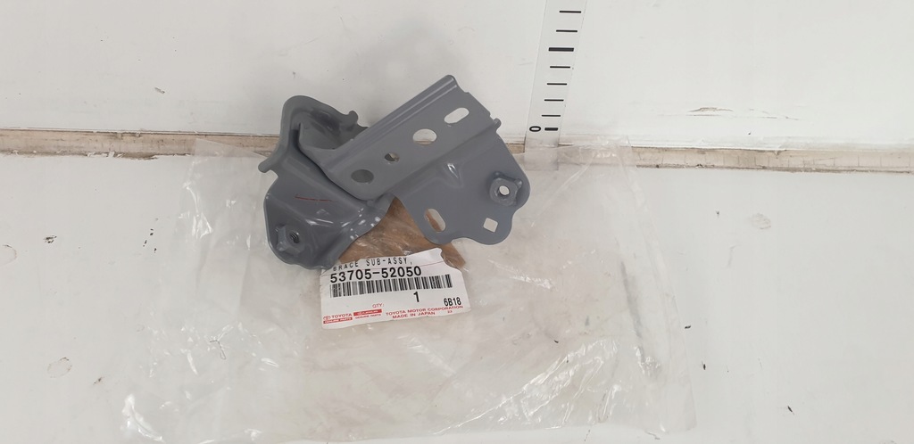 фото №1, Кронштейн кронштейн крыло правый verso ractis oryg