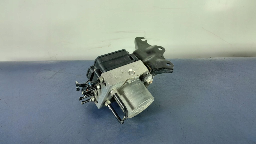 фото №5, Toyota auris ii насос abs 44540-02520