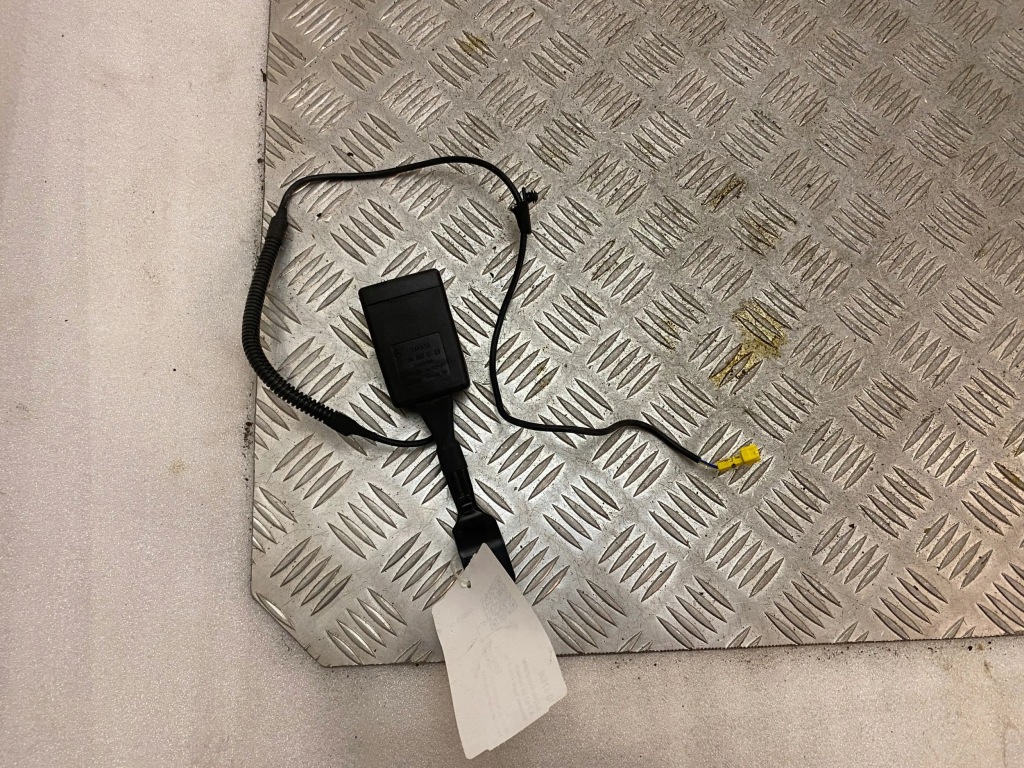 фото №7, Mercedes-benz gl x166 пряжка поперечина передний a1668600169