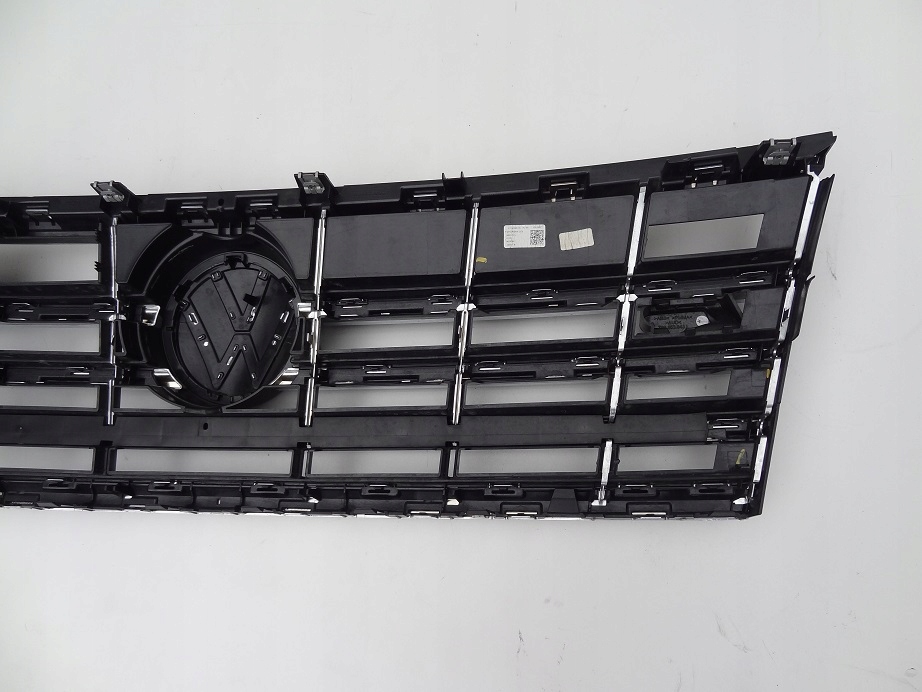 Купити Решітка радіатора решітка  емблема бампера перед 760853651l vw touareg 760 cr7 r line
