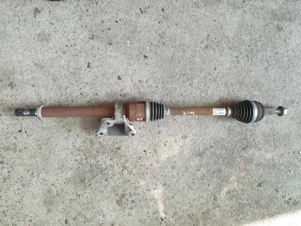 Приводной вал правая renault clio 4 iv 0.9 tce 391009101r Доставка