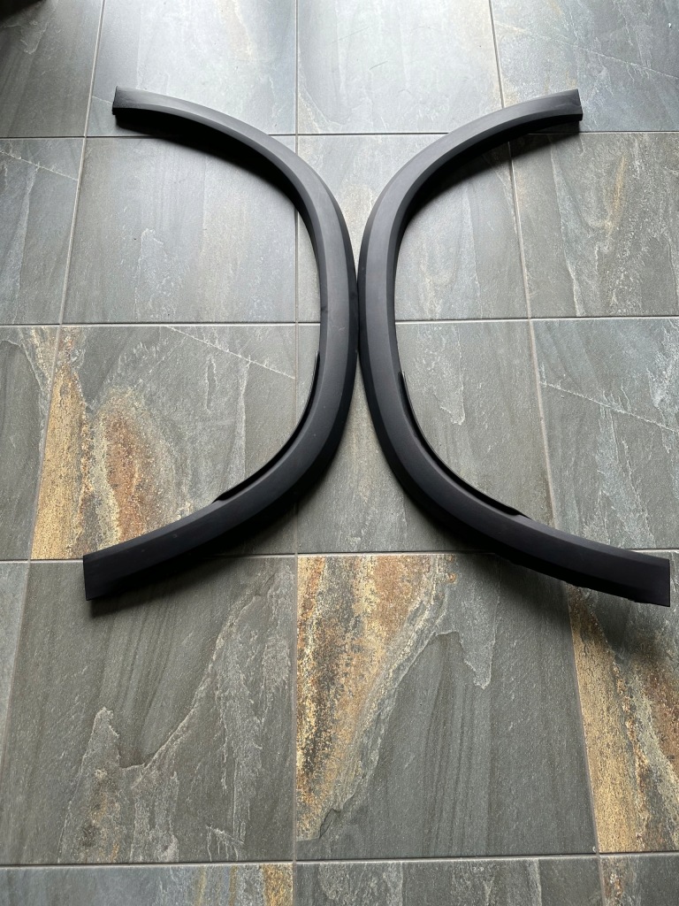 фото №1, Mercedes gls x167 расширитель подкрылок задние