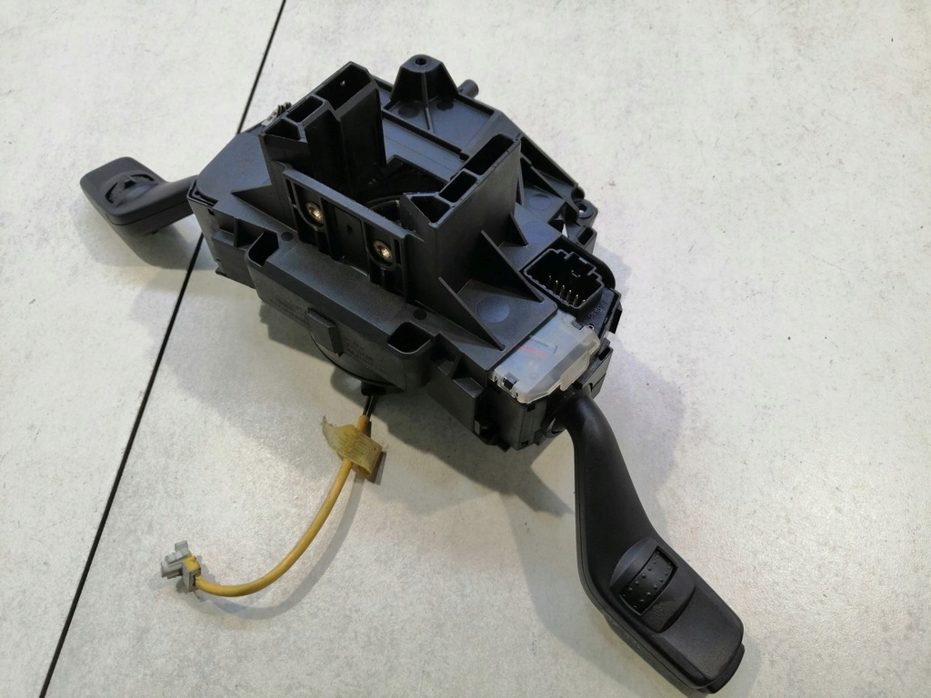 фото №8, Переключатель комбинированный focus mk2 4m5t14a664ab