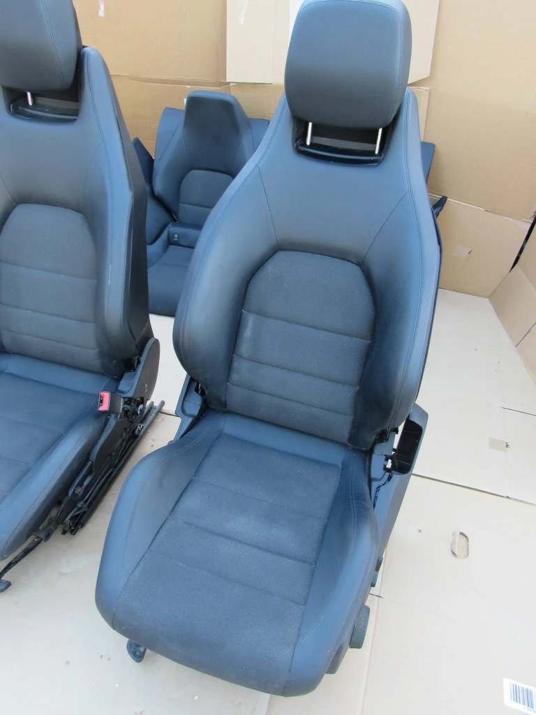 Mercedes c w204 204 coupe сидіння заднє сидіння обшивки салон комплект напівшкіра в Україні