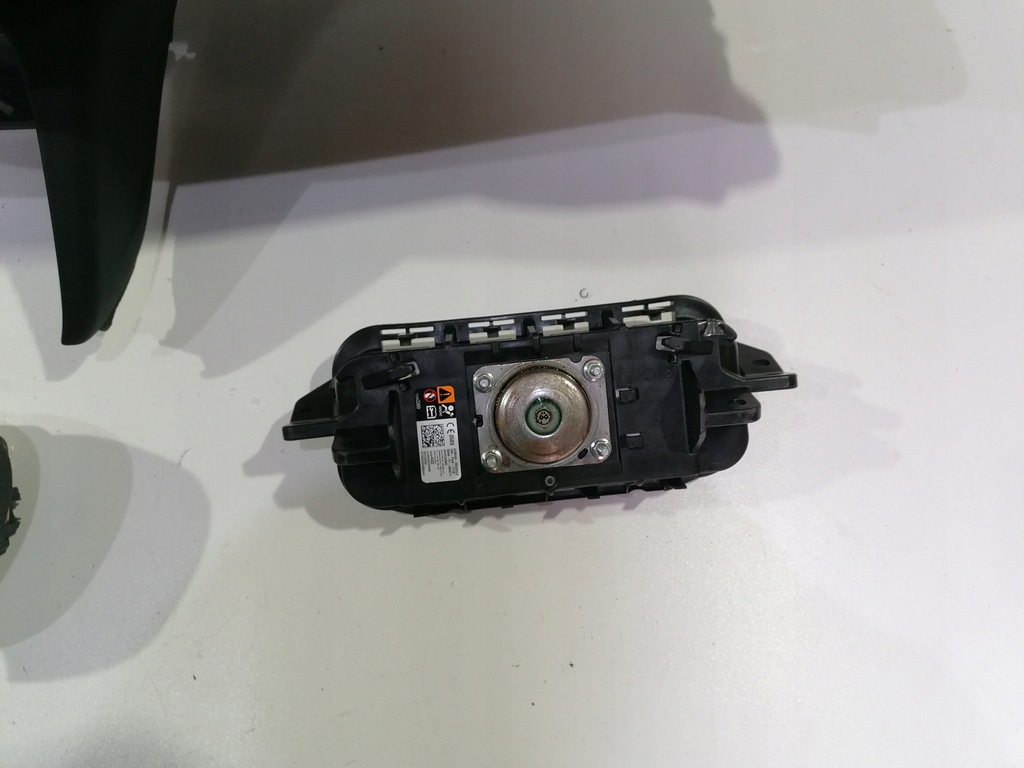 фото №8, Opel insignia b приборная панель консоль подушка безопасности подушки безопасности ремни