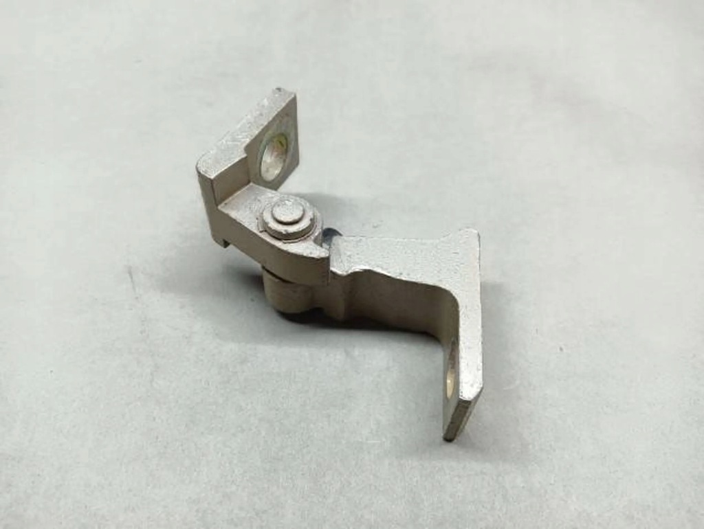 фото №1, Петля двері правий перед gora skoda octavia iv