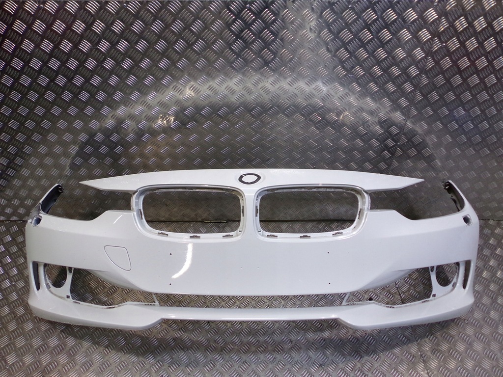 фото №6, Bmw 3 f30 f31 бампер перед разные цвета