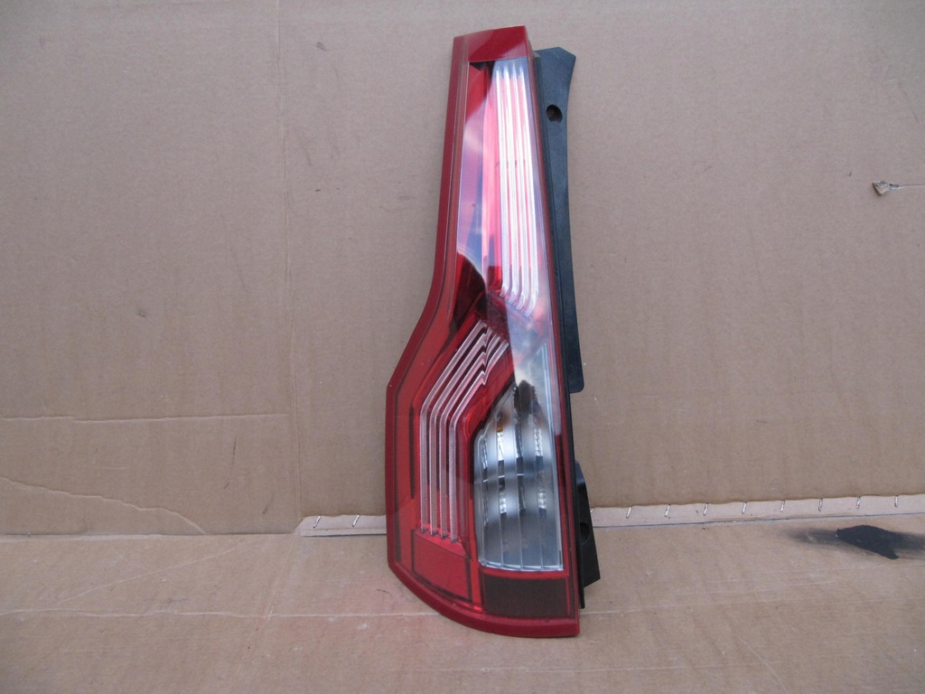фото №1, Citroen c4 grand picasso лампа led левый задняя
