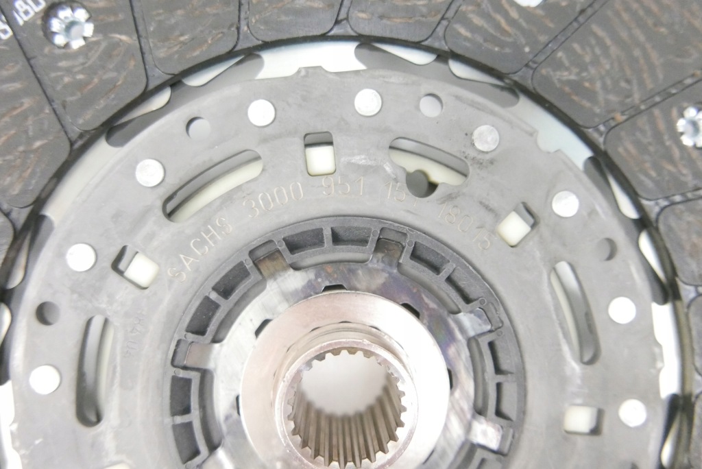 фото №11, Сцепление kpl.vw,audi, skoda 2,0 tdi sachs 3000 951 151 набор сцепление