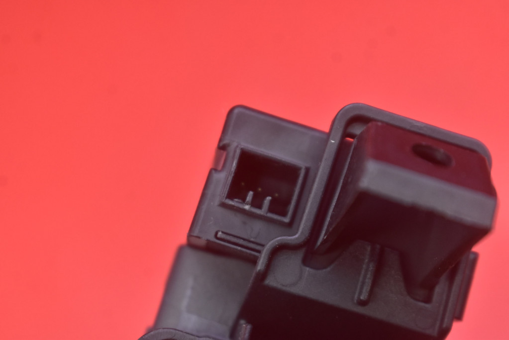 фото №14, Замок зажигания ключ ah4n-15607-ae 31394114 volvo v40 2 ii 2.0 d3 150 km 12-16