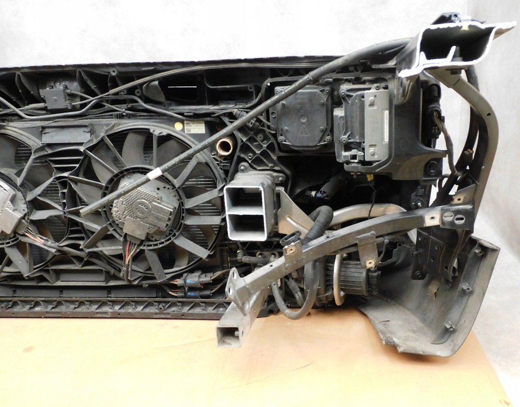 фото №13, Audi a8 d4 4h kompletny перед бампер лампи капот pas full led чорний