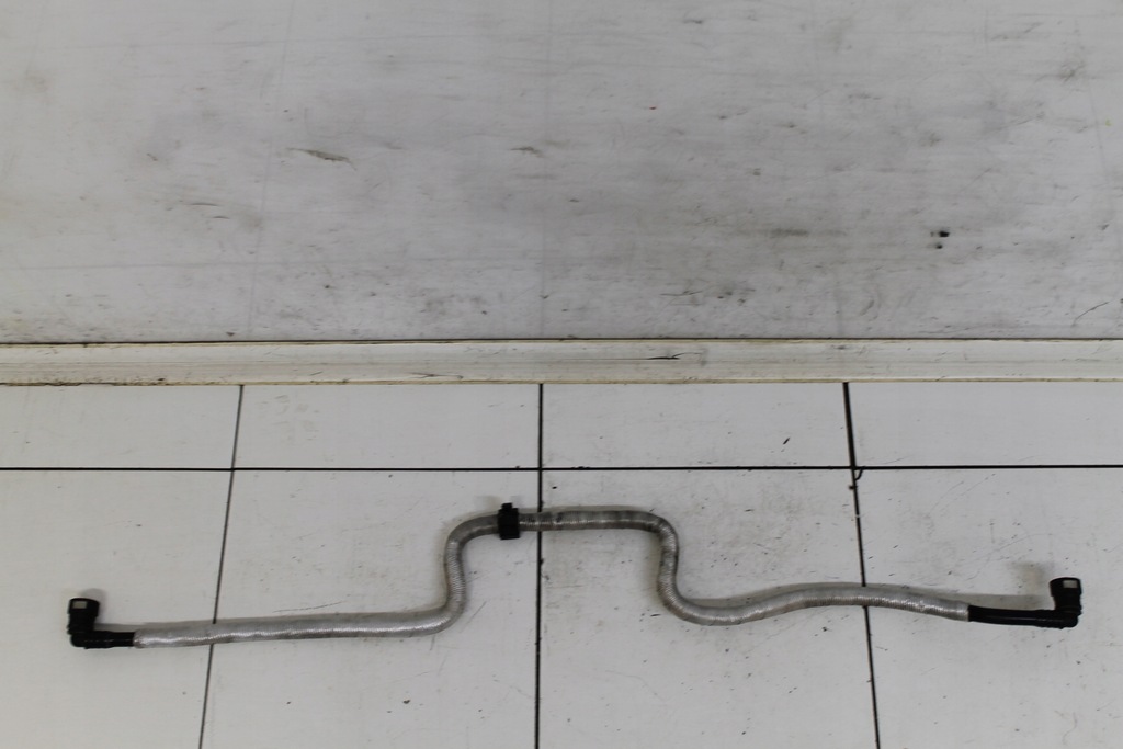 фото №1, Audi r8 420 06- 4.2 fsi wąż шланг бака топлива