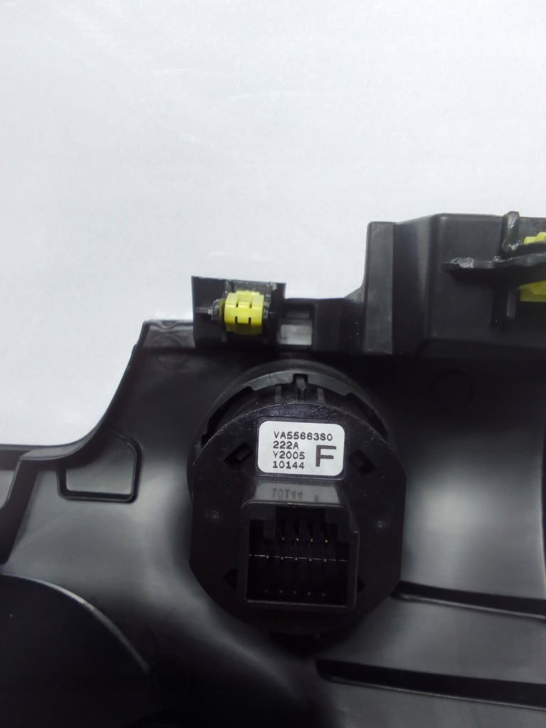 фото №10, Mazda cx50 23- захист панель водія кнопка va40-64271 usa