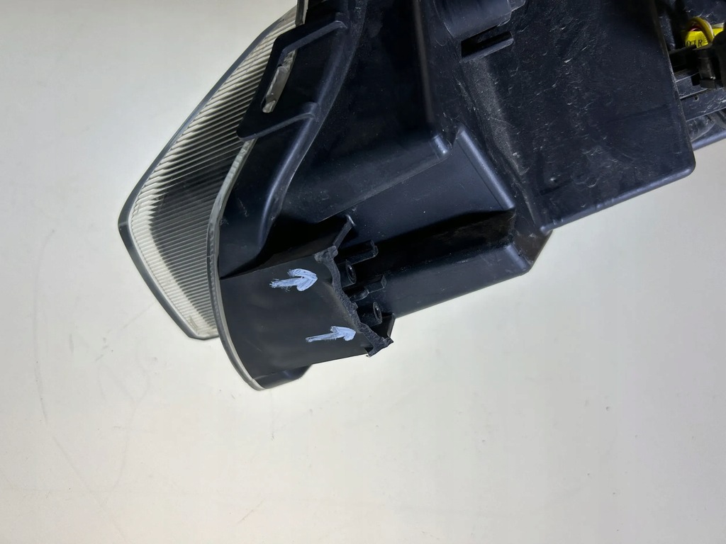 фото №7, Dacia spring 2022 лампи передні