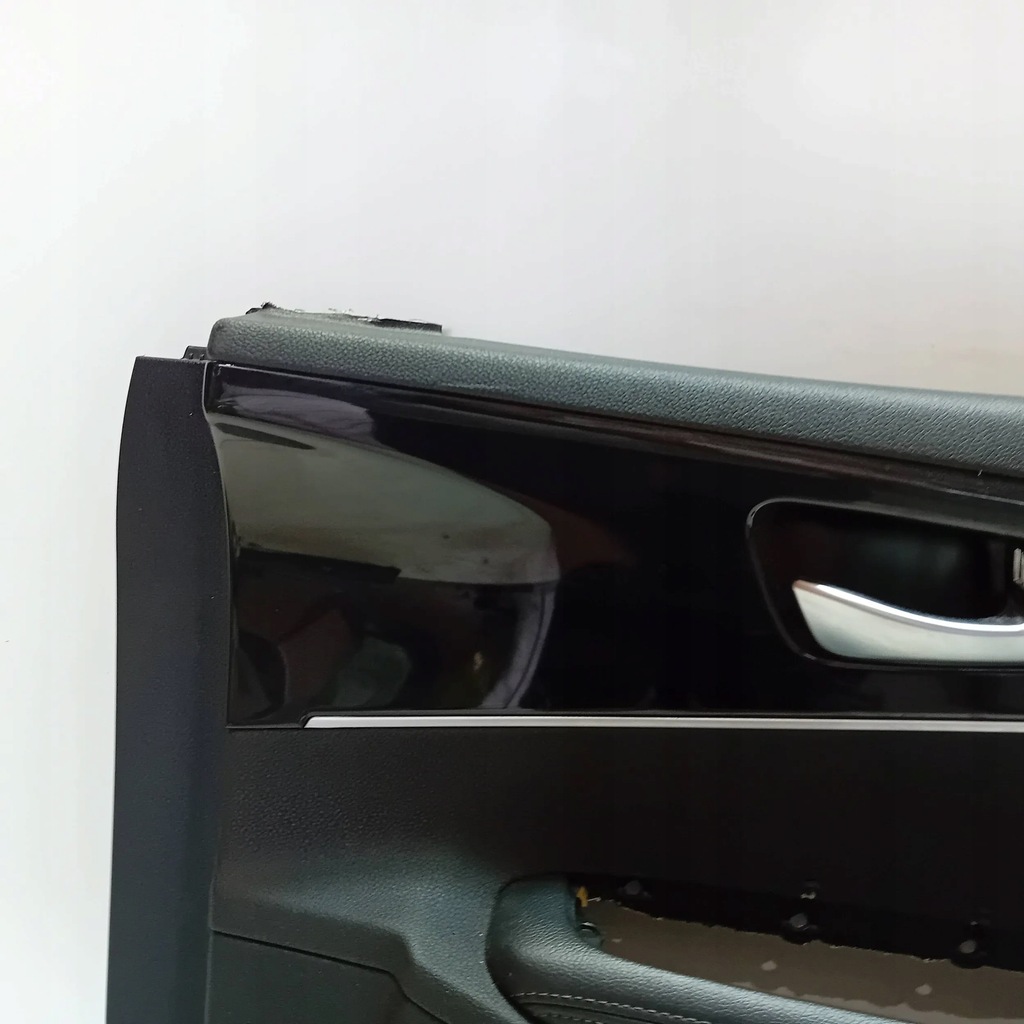 фото №13, Kia sorento iii 15- обивка дверь правый перед