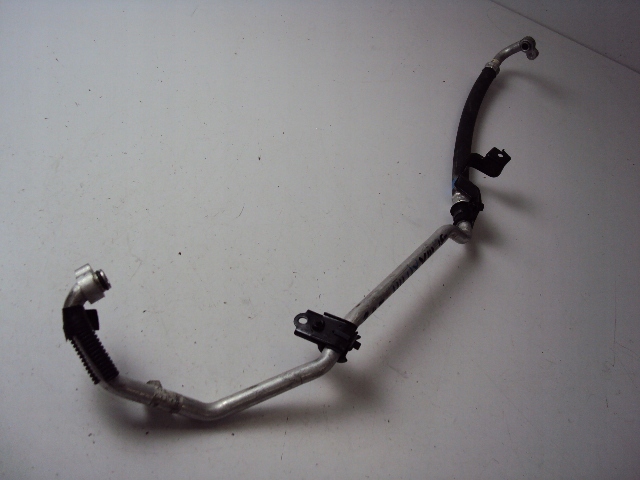 фото №1, Шланг кондиционера toyota hilux viii 2.4d 15-