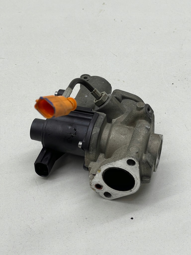 Audi a5 8t a4 b8 3.0 tdi клапан egr исправный оригинал! Доставка