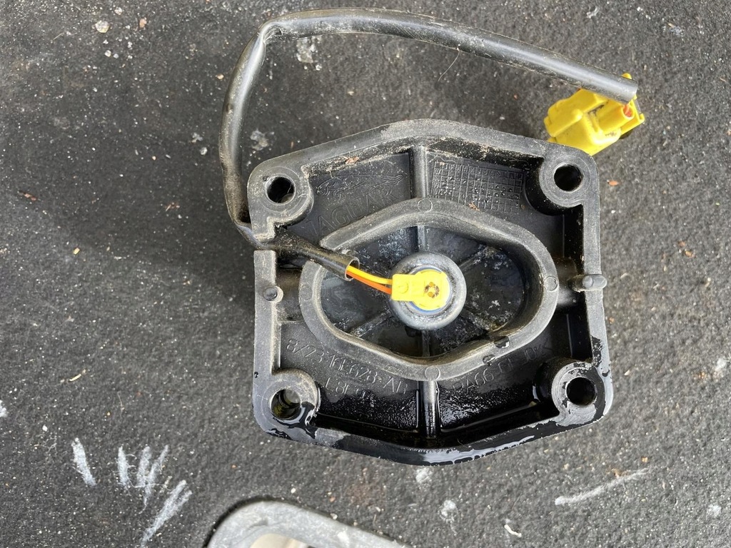 фото №4, Подушка подушка безопасности pieszego jaguar xf 8x23-16e600-ac