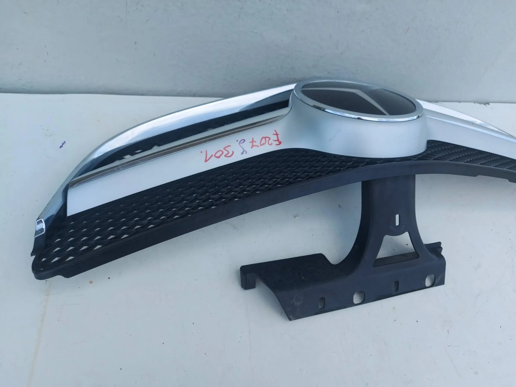 Mercedes-benz e klasa купе рестайлінг  c207 w207 решітка радіатора решітка радіатора distronic Київ