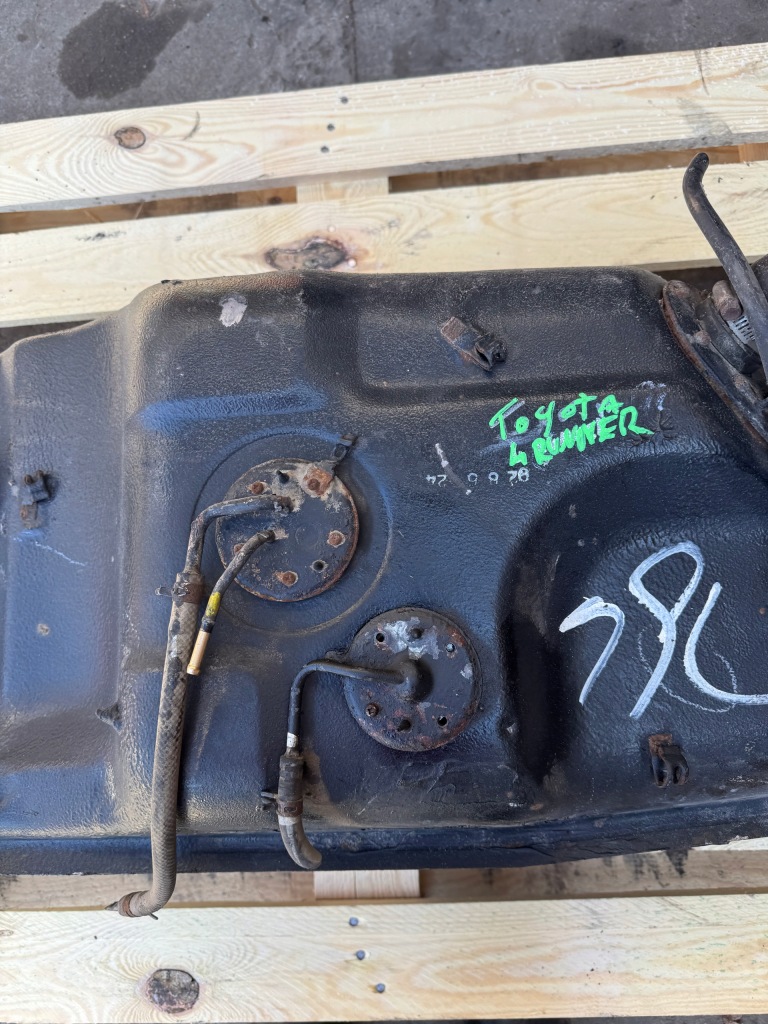 фото №3, Bak бак пального toyota 4 runner 95r.