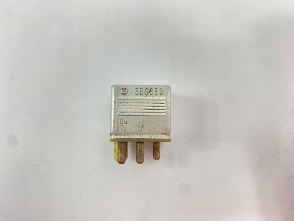 фото №1, Реле mercedes w126 w123 w116 r129 r107 0015420219