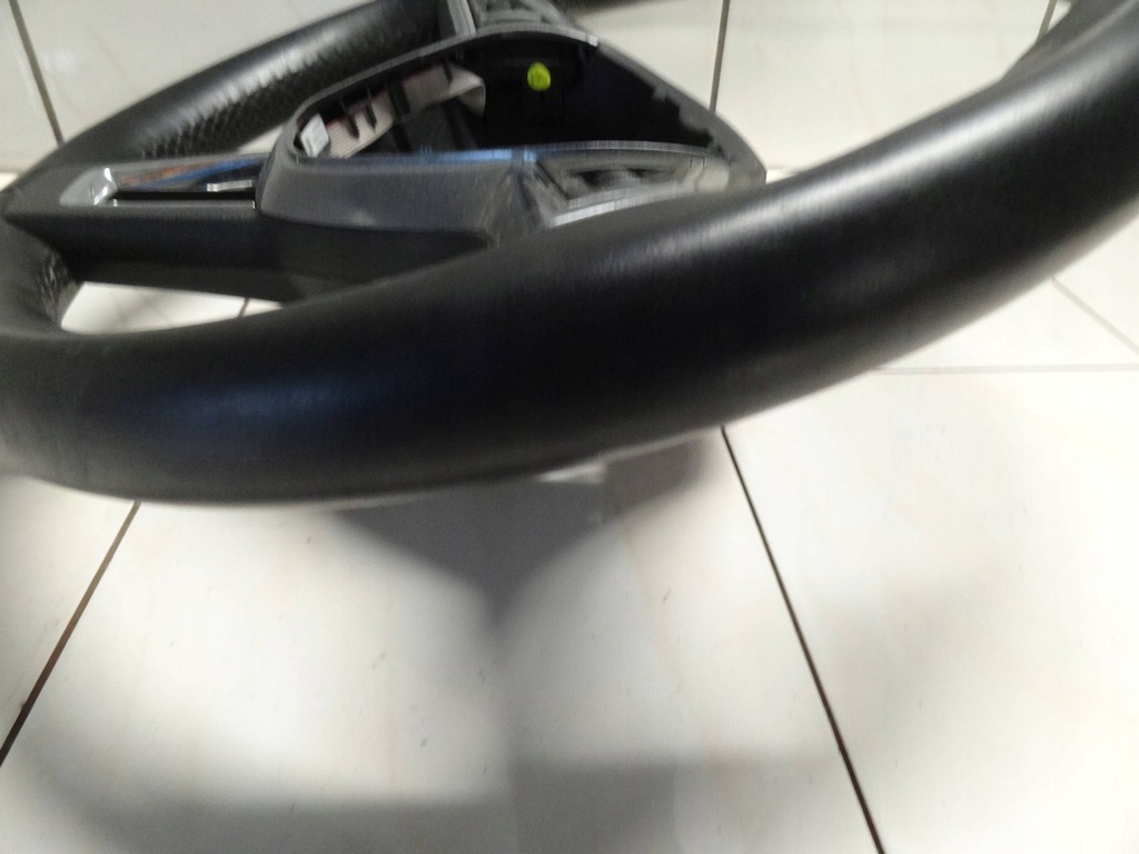 фото №8, Skoda rapid spaceback 2014 повітропровід мультифункція шкіряний