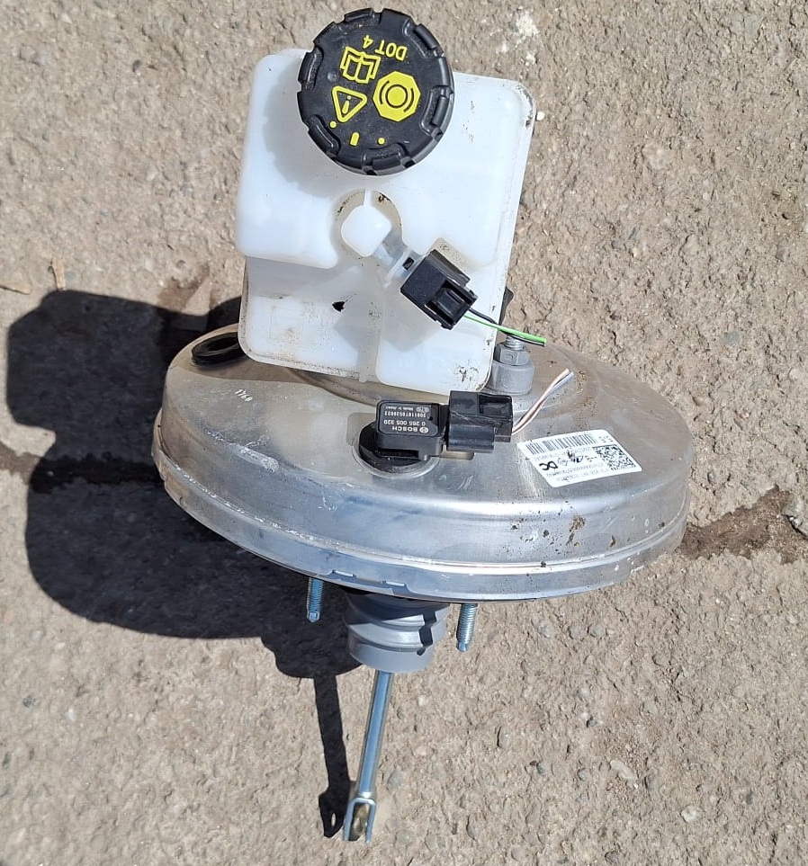 фото №1, Насос усилитель тормозов тормозные renault twingo iii z.e. 472102018r