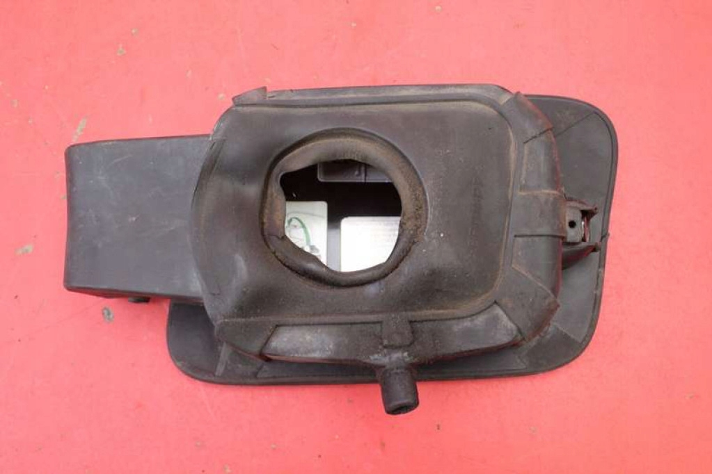 фото №6, Кришка заливної пального czarna 4e0010516f audi a8 d3 05-07