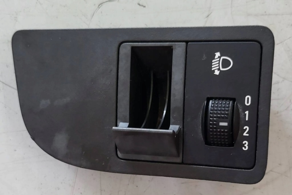 фото №1, Chevrolet spark iii m 300 09-15 перемикач кнопка