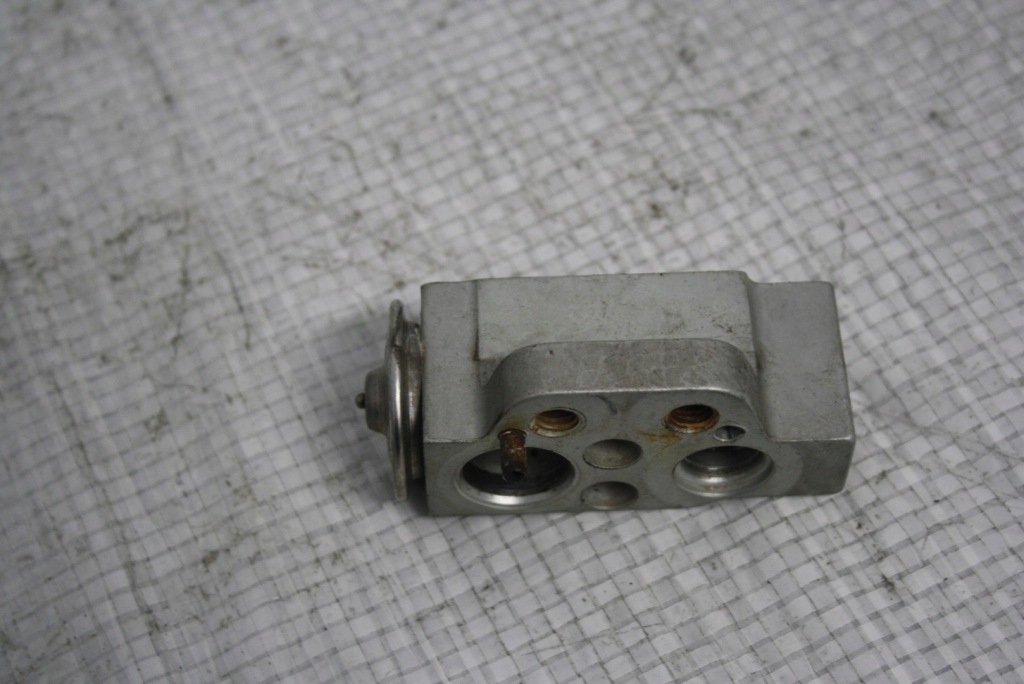 фото №6, Клапан расширительный vw polo 6q 9n ibiza iii 52268990