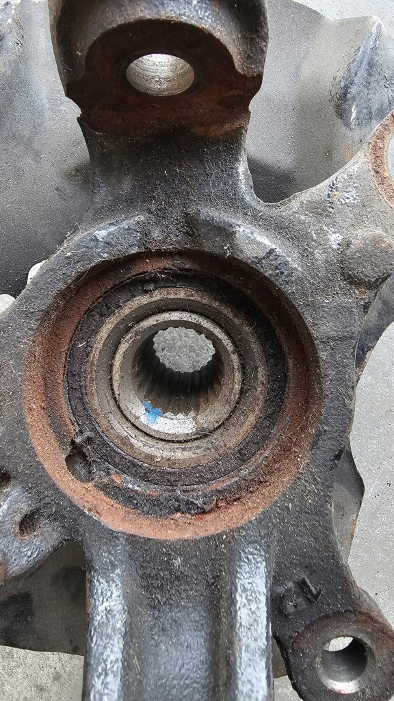 фото №4, Mitsubishi space star ii поворотний кулак ступиця перед права