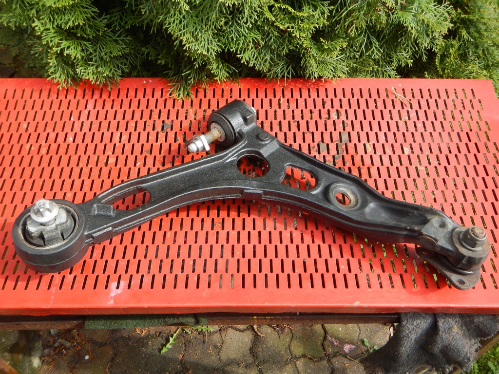 фото №1, Peugeot оригинальный номер 50712141 рычаг