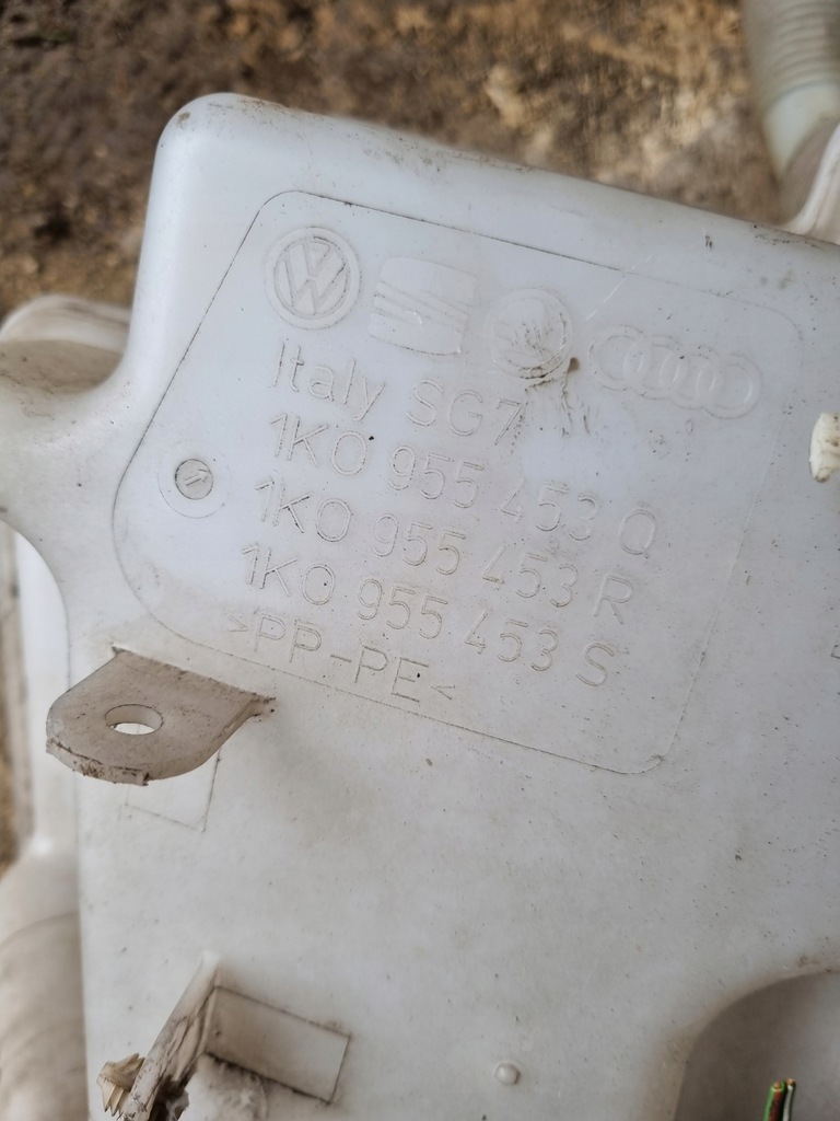 фото №9, Бачок омывателя vw golf v caddy jetta octavia ii audi a3 1k0955453