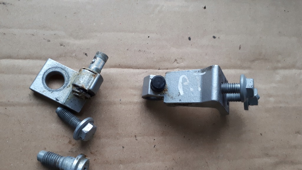 фото №3, A6 c7 4g петля дверь петли правый задняя lx7w 2x