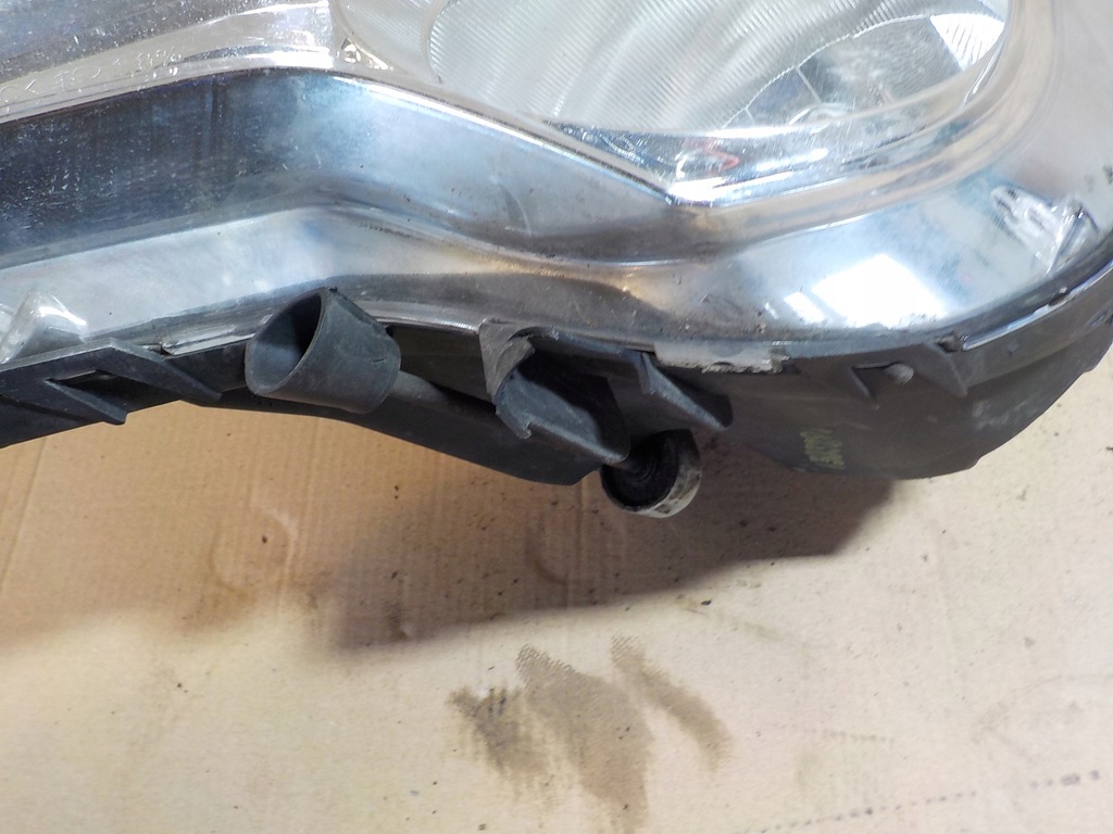 фото №8, Hyundai i40 лампа левый перед