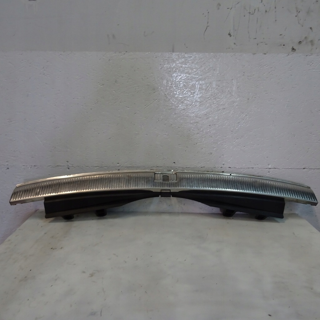 фото №1, Audi q7 4l защита порог багажника 4l0864483a