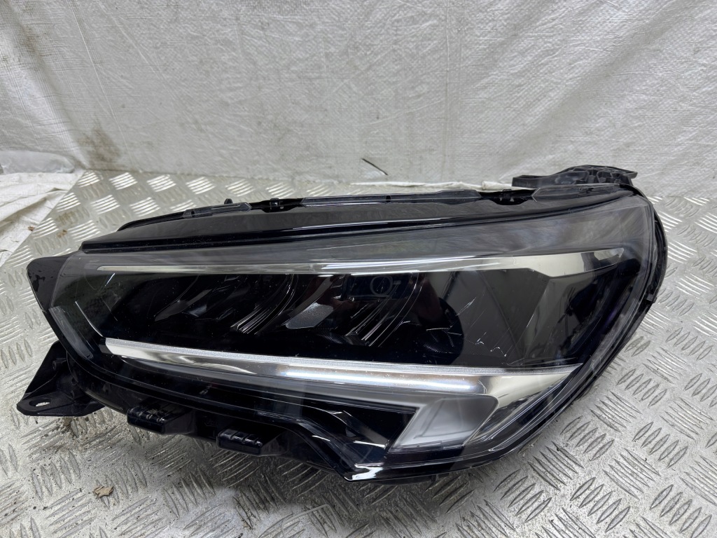 фото №1, Лампа левая перед full led opel corsa f