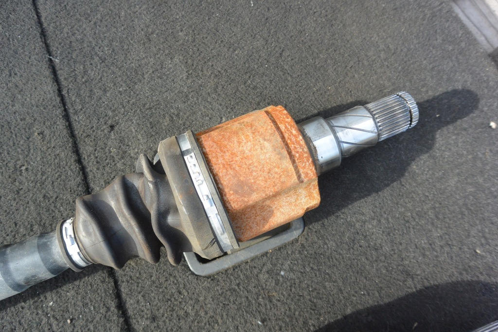 фото №7, Привідний вал задня права ліва tesla model s p85 12-16