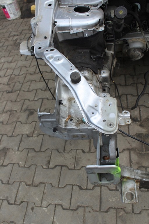 фото №1, Peugeot 4007 08 четверть лонжерон правый перед