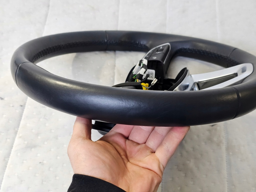 фото №9, Воздуховод кожаный audi a4 b9 a5 8w лепестки переключения 8w0419091fg r764