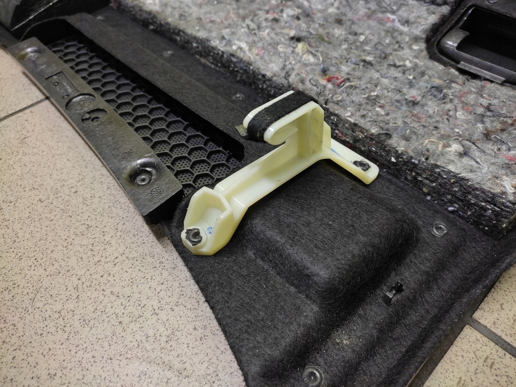 фото №8, Citroen c5 iii sedan полка багажника p555528zd