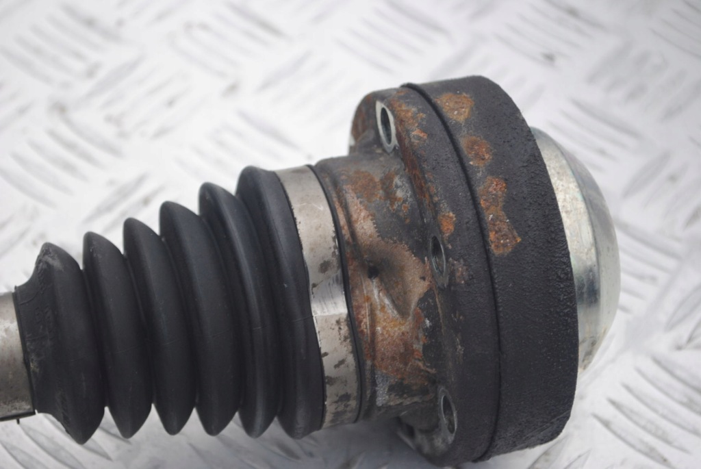 Приводной вал задний  задняя audi a6 c6 3.0 tdi quattro Недорого