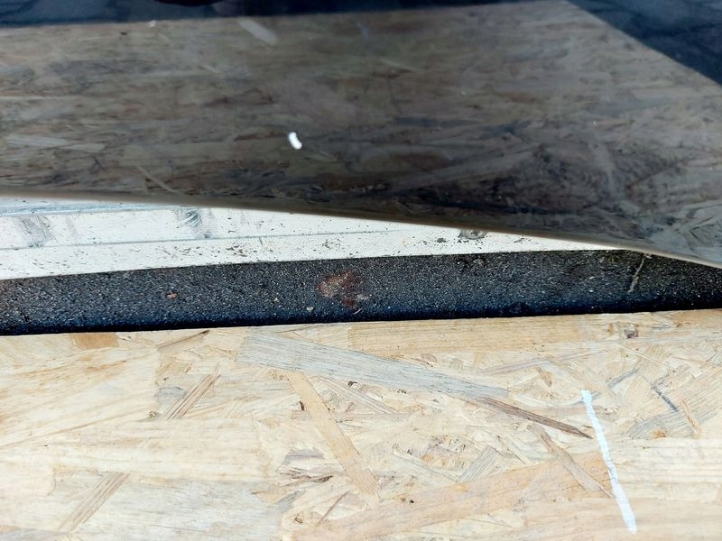 фото №6, Kia carens 4 iv капот крышка двигателя czarna 9h