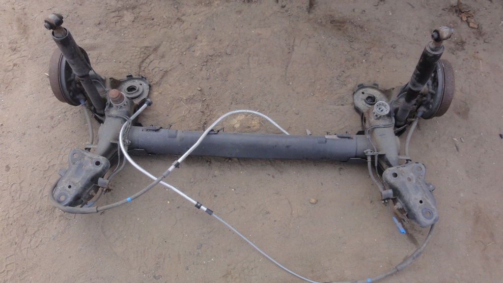 фото №1, Citroen c3 iii oś балка підвіска задня гальмівні барабани комплектна 17r