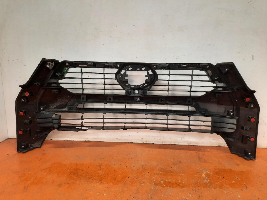 фото №7, Toyota hilux viii 15- решітка бампера перед решітка радіатора решітка радіатора 53100yp751