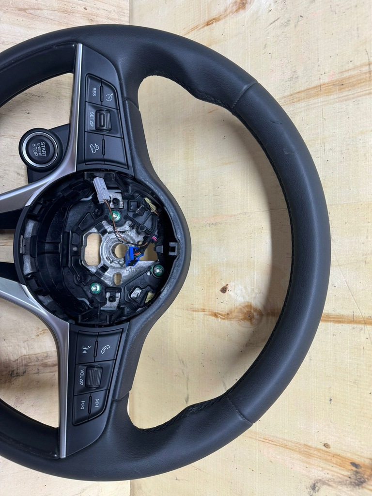 фото №5, Alfa romeo stelvio повітропровід шкіра багатофункціональний