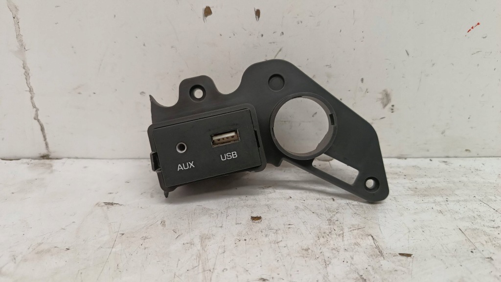 фото №1, Hyundai i30 iii роз'єм port usb aux 96120-g2000 2017-
