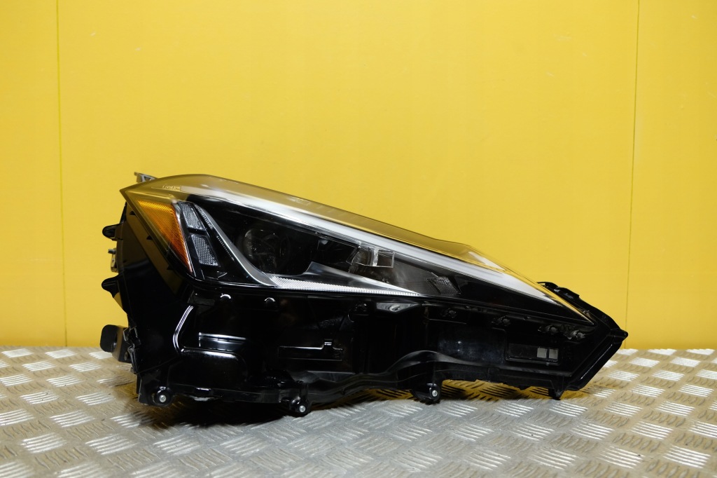 Купити Lexus ux200 ux250 2019- фара фара led правий європа