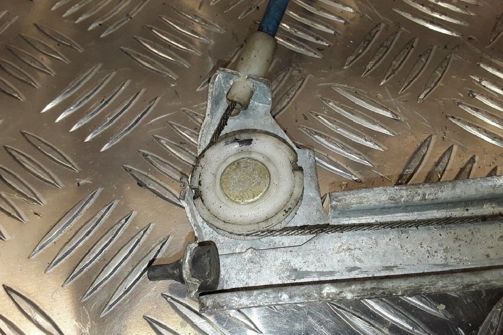 фото №6, Підйомник скло задніх лівих двері citroën xsara picasso n68 51894f