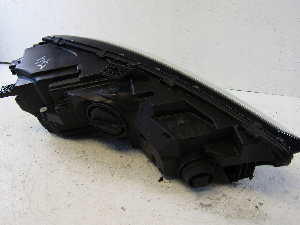 фото №14, Audi a4 b9 lift лампа левая перед full led 19r-- 8w0941011